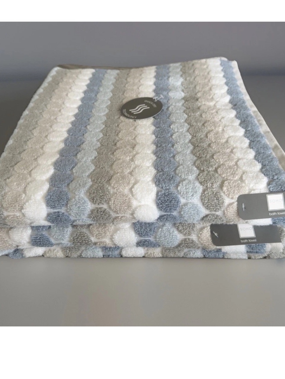 Soho Living Reversible Blue Grey Dots Stripes 2pc Bath Towel Set 100% Cotton NWT